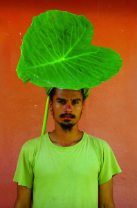 Paulo Nazareth (1977, Governador Valadares, Minas Gerais, Brasile)Untitled (Objects to Keep the Sun out of Your Eyes) series, 2010 Stampa fotografica su carta di cotone 90 × 60 cm Edition 2 / 5 + 2 AP